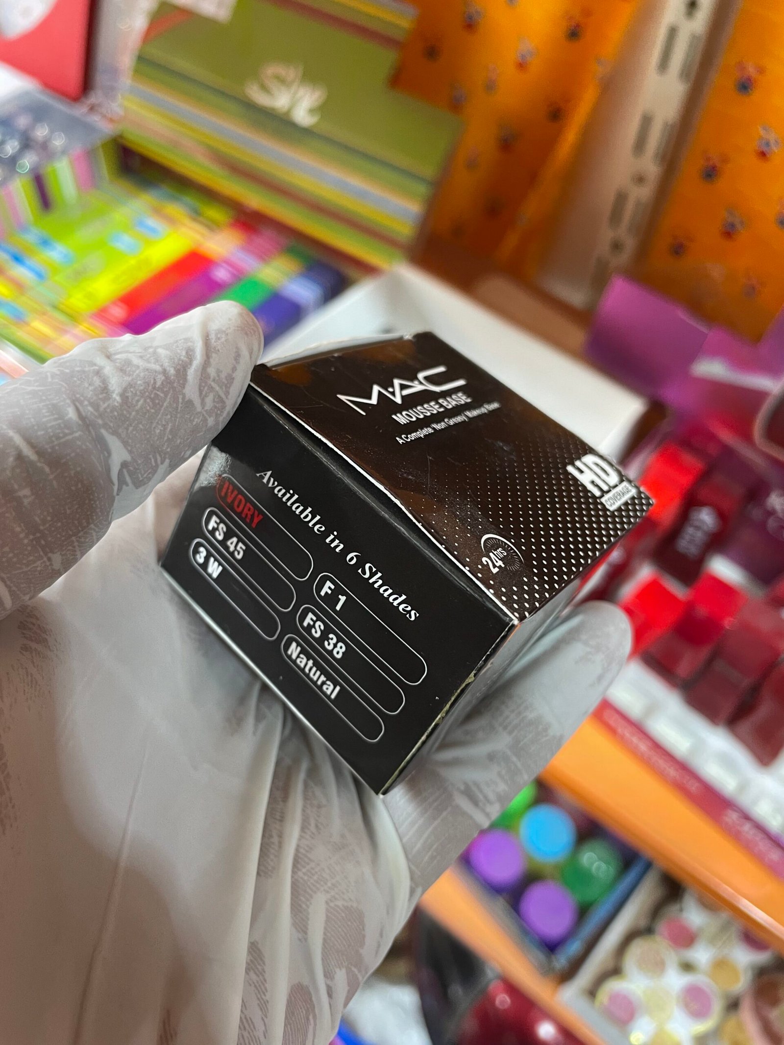 MAC Mousse Base Foundation – 24H Non-Greasy HD Coverage - Image 2